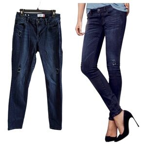 CAbi Curvy Skinny Distressed Slim Dark Indigo Jeans Size 8